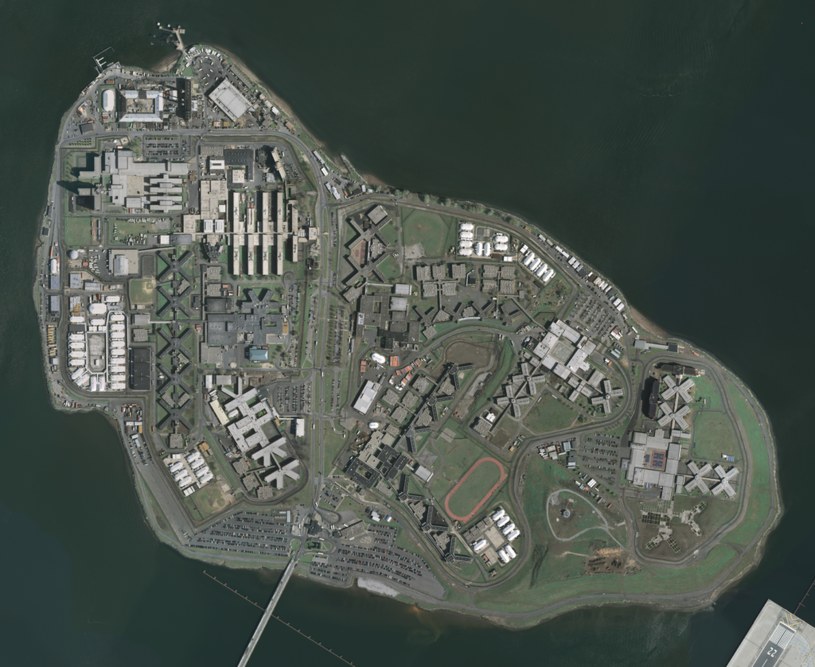 Rikers Island - zdjęcie satelitarne /Wikipedia /materiały prasowe