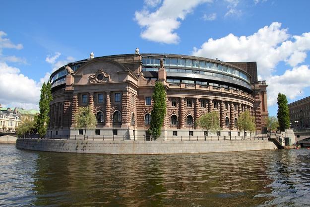 Riksdag - szwedzki parlament - na wyspie Helgeandsholmen w Sztokholmie /&copy;123RF/PICSEL