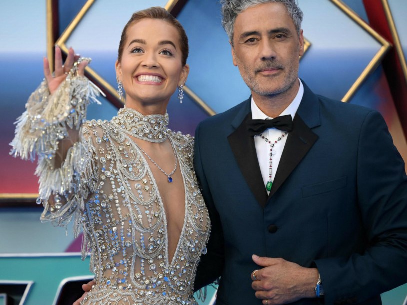 Rita Ora i Taiki Waititi /DANIEL LEAL/AFP/East News /East News