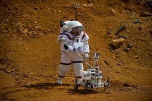 RMF 24: Podróż na Marsa nierealna?