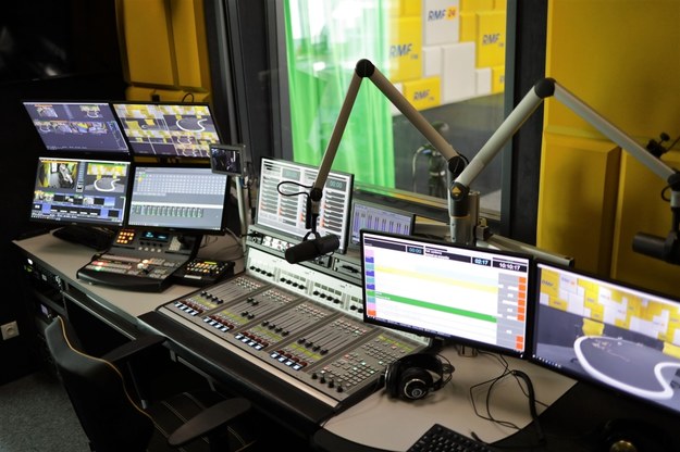 RMF FM najbardziej opiniotwórczą stacją radiową w lipcu 2020 /Michał Dukaczewski /RMF FM