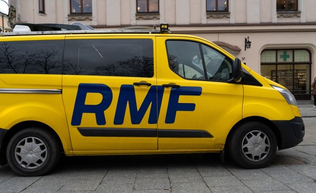 ​RMF FM najbardziej opiniotwórczą stacją radiową w lutym 2026