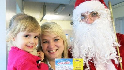 RMF FM odwiedził małych pacjentów. Rozdaliśmy audiobooki z bajką o Koźlątkach