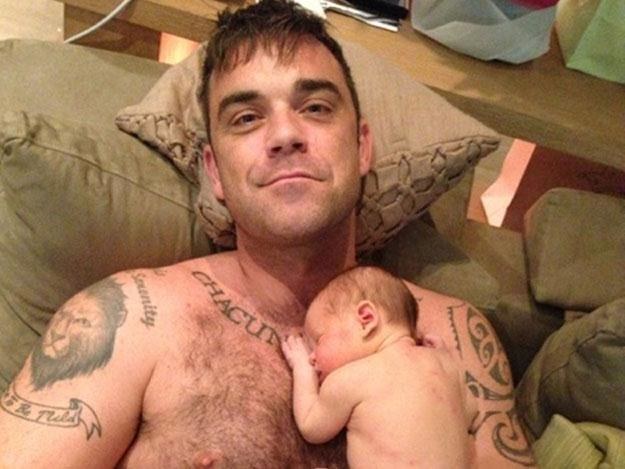 Robbie Williams ma zakaz śpiewania przy córce /