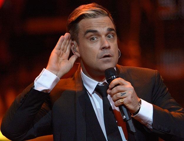 Robbie Williams nieszczęśliwie spadł ze sceny fot. Luca Teuchmann /Getty Images