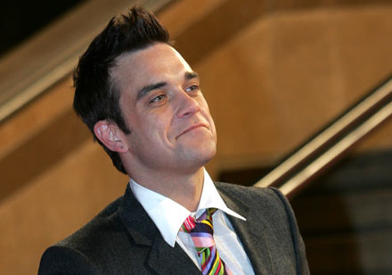 Robbie Williams szykuje się do powrotu /arch. AFP