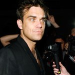 Robbie Williams tropi kosmitów