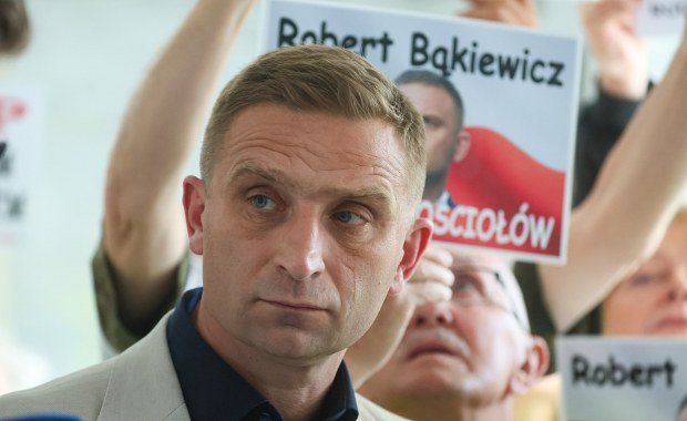 Robert Bąkiewicz usłyszał wyrok ws. ataku na aktywistkę przed kościołem