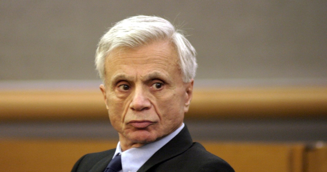 Robert Blake podczas swojego procesu w 2004 roku /Mike FANOUS / Contributor /Getty Images