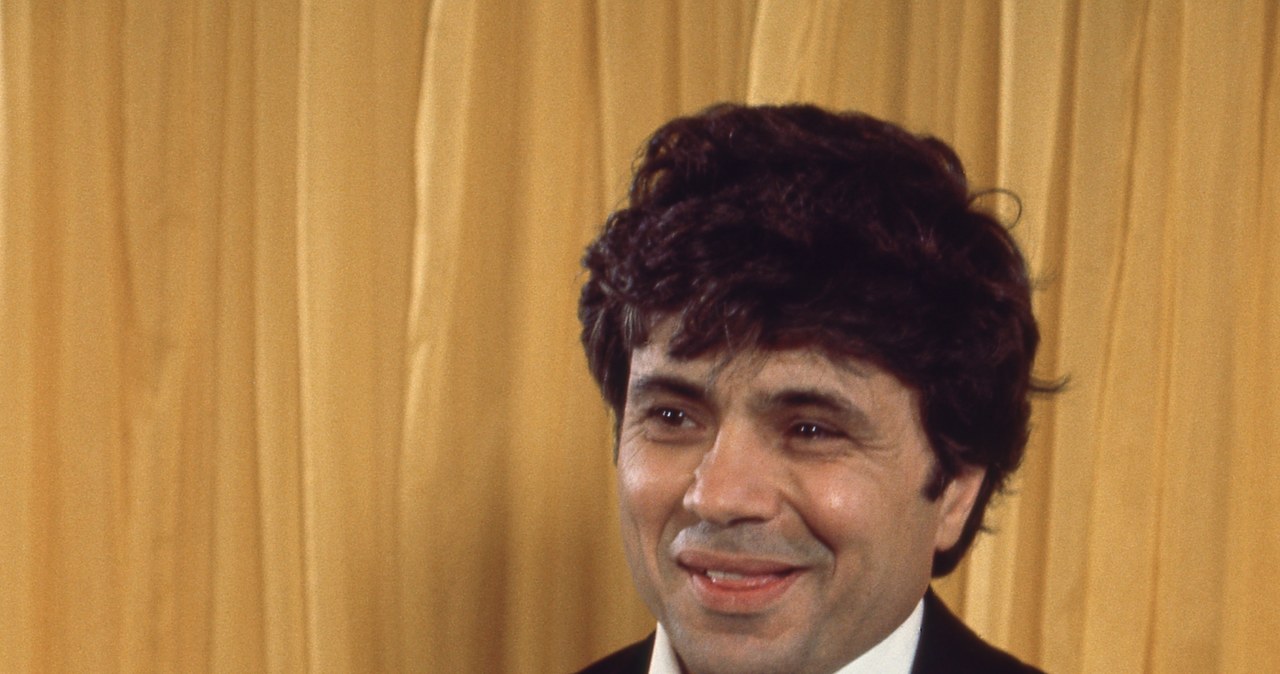 Robert Blake ze statuetką Emmy za serial "Baretta" / ABC Photo Archives / Contributor /Getty Images