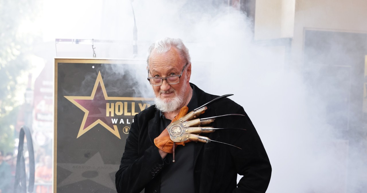 Robert Englund przy swojej gwieździe w Hollywoodzkiej Alei Sławy, 31.10.2025 /Eric Charbonneau /Getty Images