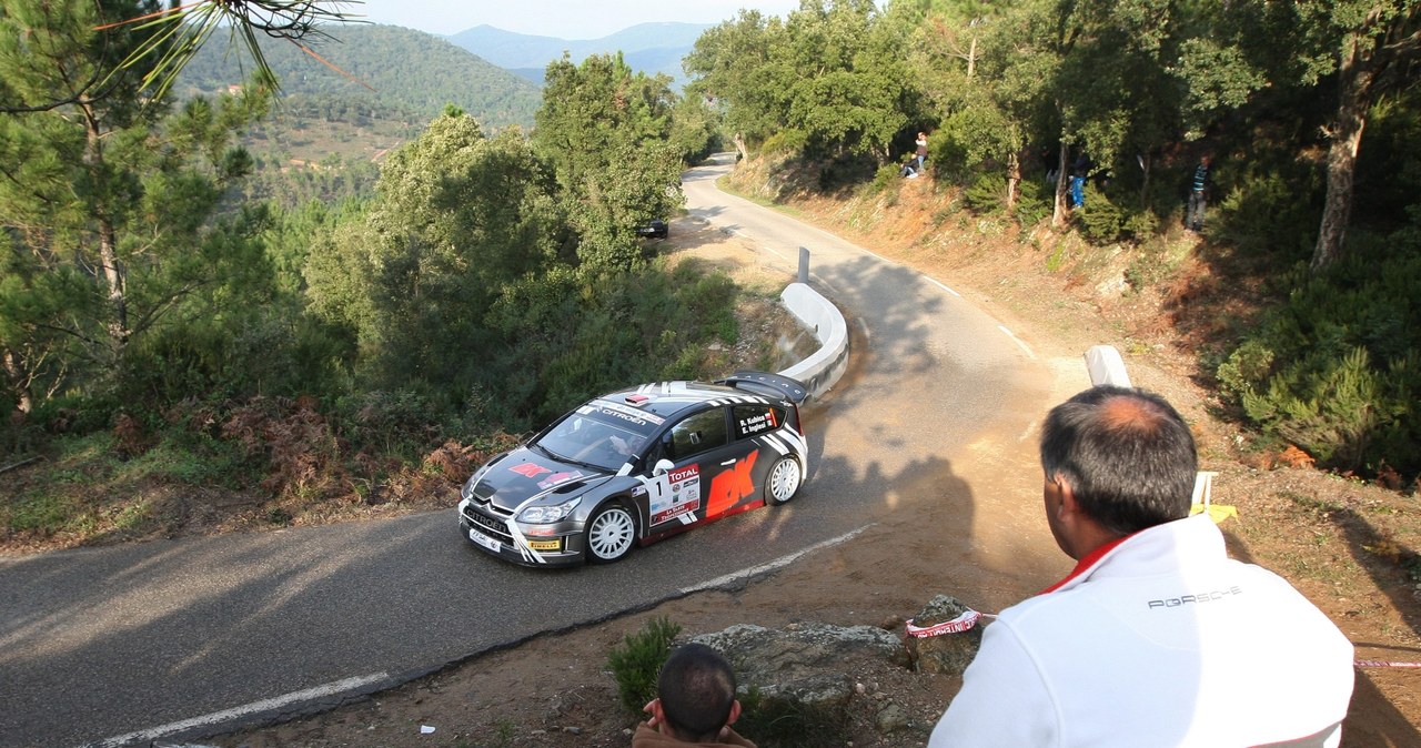 Robert Kubica całkowicie zdominował rywalizację /PAP/EPA