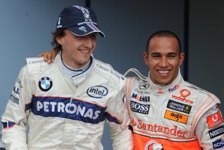 Robert Kubica i Lewis Hamilton /AFP