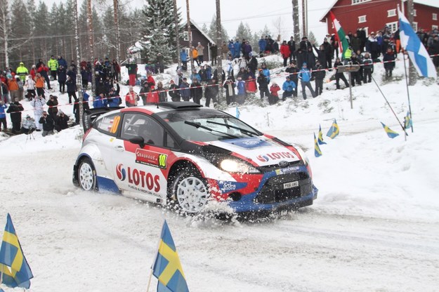 Robert Kubica i Maciej Szczepaniak (Ford Fiesta WRC) na trasie pierwszego dnia Rajdu Szwecji, drugiej rundy Rajdowych Mistrzostw Świata 2014 /Marek Wicher    /PAP