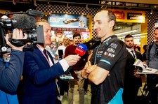 Robert Kubica kończy 35 lat i żegna się z Formułą 1