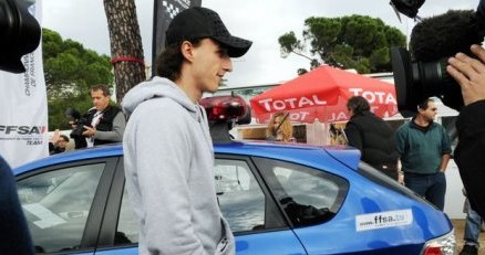 Robert Kubica może być spokojny o swoją przyszłość w teamie Renault. /AFP