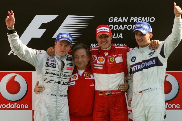 Robert Kubica na podium Grand Prix Włoch /AFP