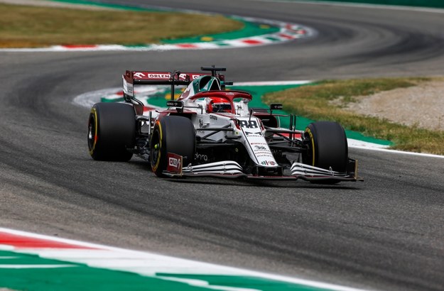 Robert Kubica na torze Monza we Włoszech /HOCH ZWEI   /PAP/EPA