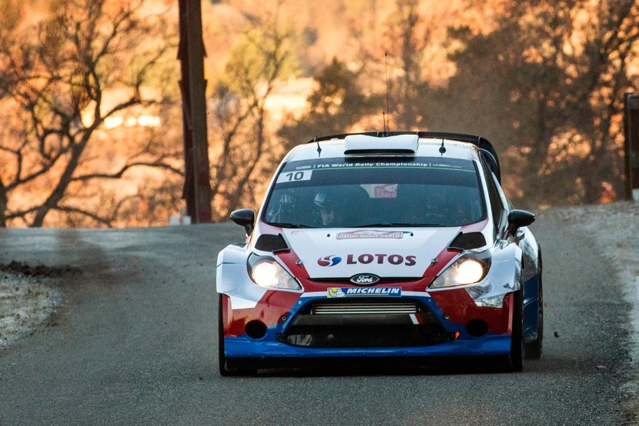 Robert Kubica na trasie Rajdu Monte Carlo /NIKOS MITSOURAS /PAP/EPA