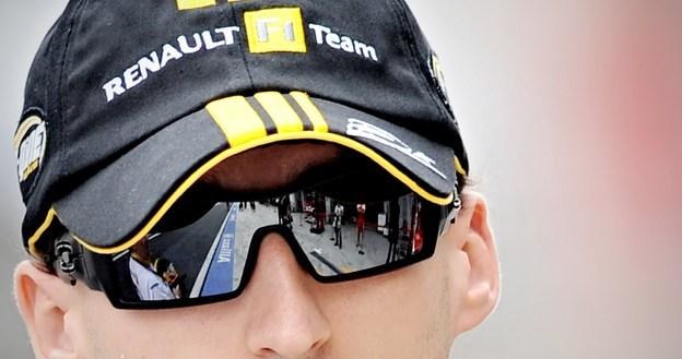 Robert Kubica nie ukończył rajdu w Ciocchetto z powodu awarii samochodu /AFP