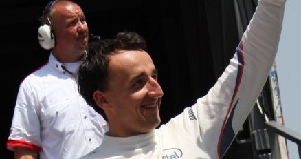 Robert Kubica pamiętał o swoich fanach /AFP