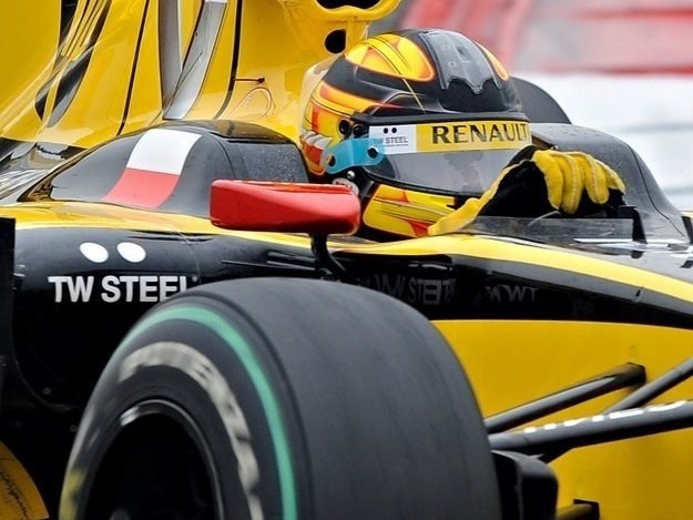 Robert Kubica pojedzie w GP Hiszpanii zmodyfikowanym bolidem /AFP