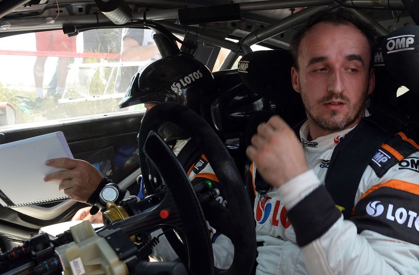 Robert Kubica pożegna się z rajdami? /AFP