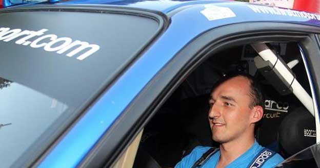 Robert Kubica w subaru impreza WRC /PAP