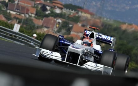 Robert Kubica wierzy, że pozostanie w F1. /AFP