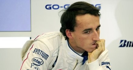 Robert Kubica zastanawia się nad swoją przyszłością. /AFP