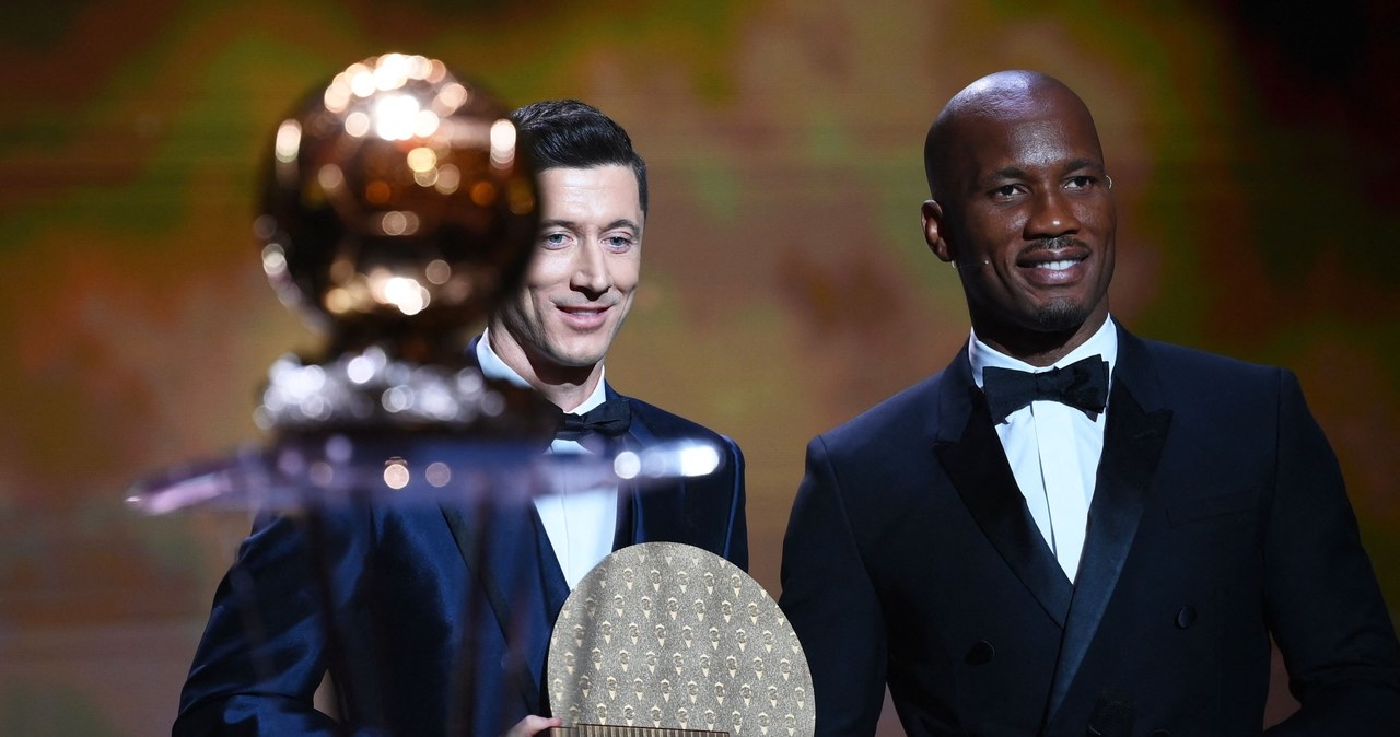 Robert Lewandowski i Didier Drogba /AFP