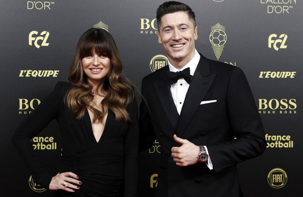 Robert Lewandowski i jego żona Anna Lewandowska /YOAN VALAT  /PAP/EPA