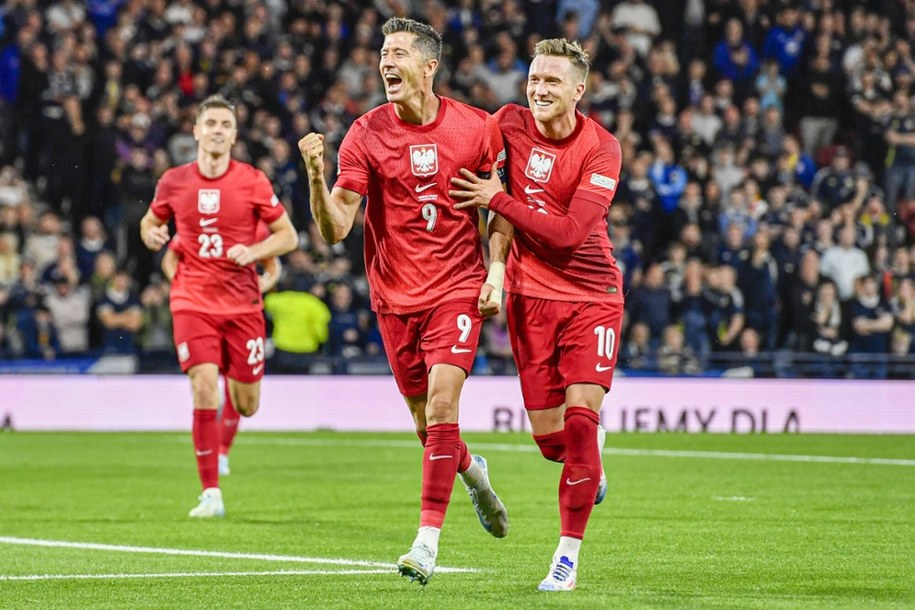 Robert Lewandowski i Piotr Zieliński /Jamie Johnston/Imago Sport and News /East News