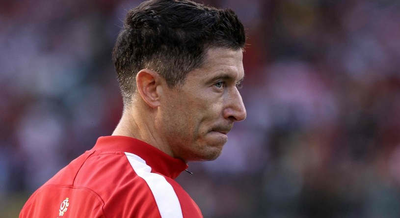 Robert Lewandowski, kapitan reprezentacji polski w piłce nożnej. /KENZO TRIBOUILLARD / AFP /East News