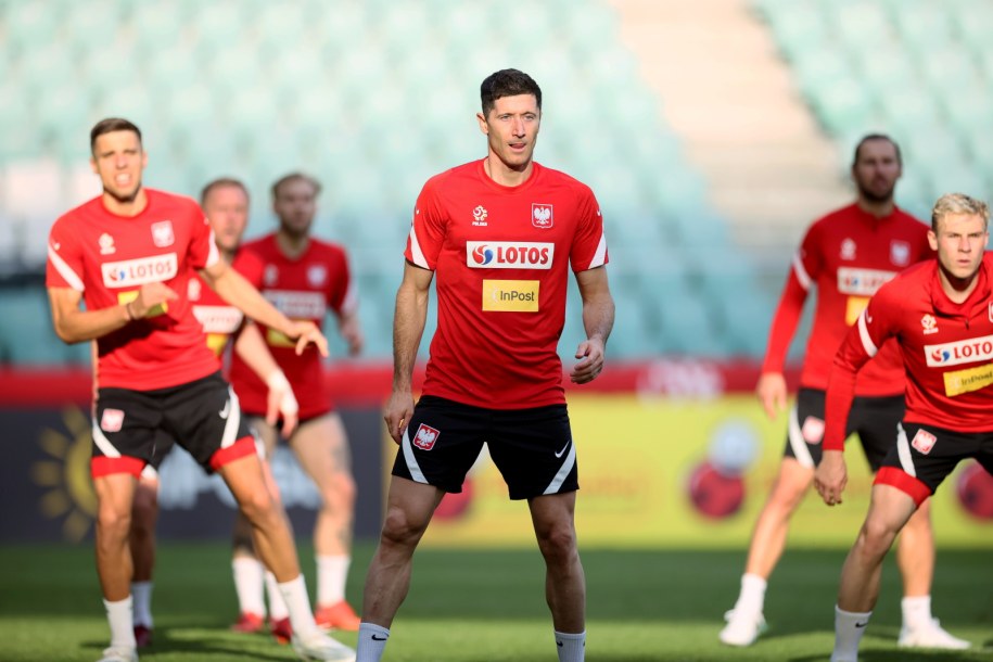 Robert Lewandowski na treningu reprezentacji Polski w Warszawie / 	Leszek Szymański    /PAP