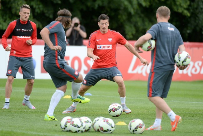 Robert Lewandowski na treningu /PAP/Bartłomiej Zborowski /PAP