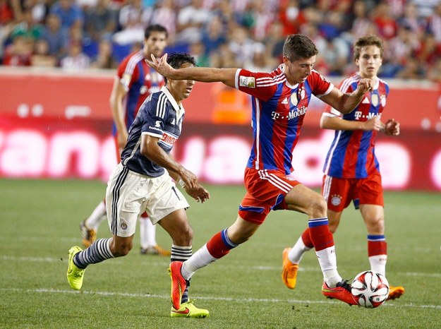 Robert Lewandowski w meczu Bayernu z Chivas De Guadalajara /ANDREW GOMBERT /PAP/EPA