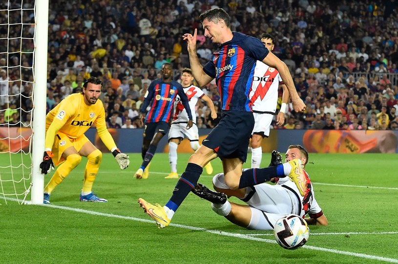 Robert Lewandowski w meczu FC Barcelona - Rayo Vallecano /AFP