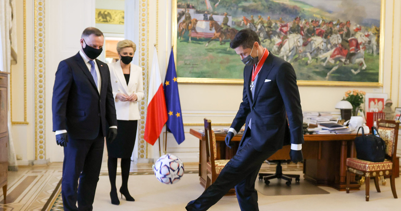 Robert Lewandowski w Pałacu Prezydenckim w Warszawie. /Jakub Szymczuk / KPRP /materiały prasowe