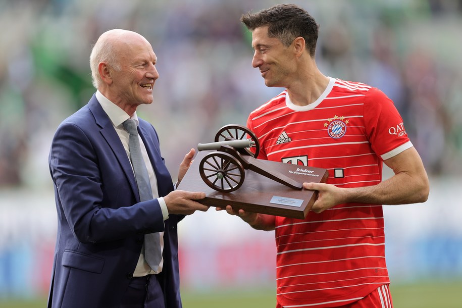 Robert Lewandowski został najlepszym strzelcem Bundesligi /Friedemann Vogel /PAP