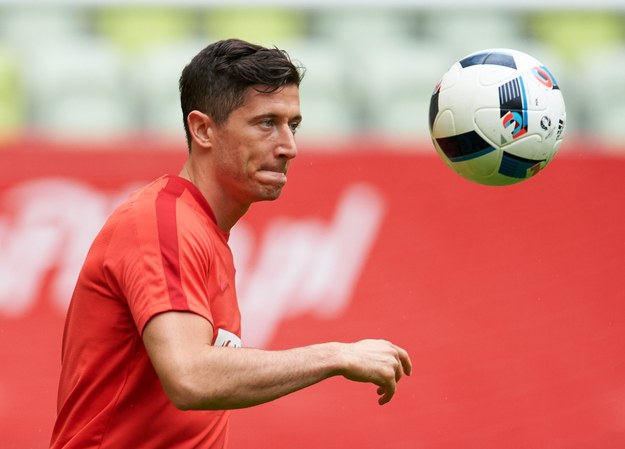 Robert Lewandowski /Adam Warżawa /PAP