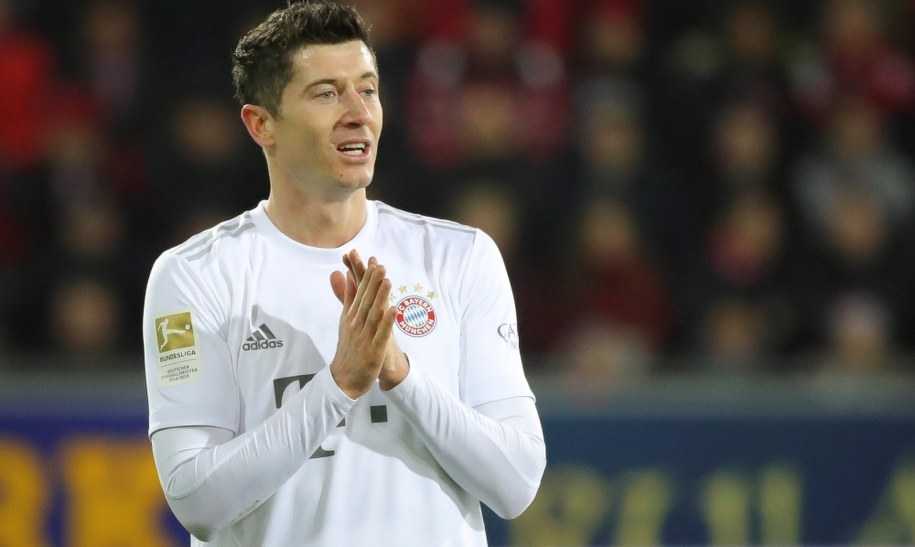 Robert Lewandowski /ARMANDO BABANI  /PAP/EPA