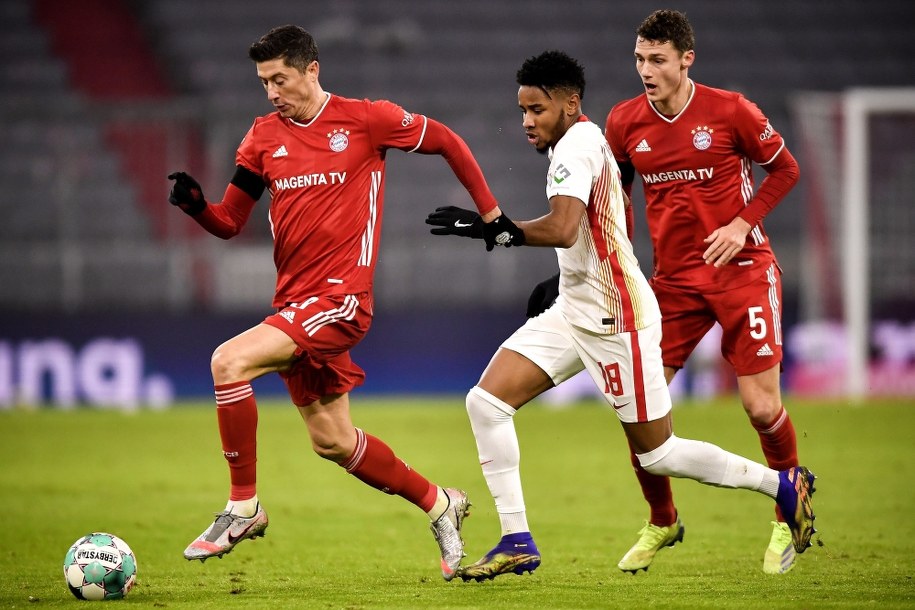 Robert Lewandowski /LUKAS BARTH-TUTTAS / POOL /PAP/EPA