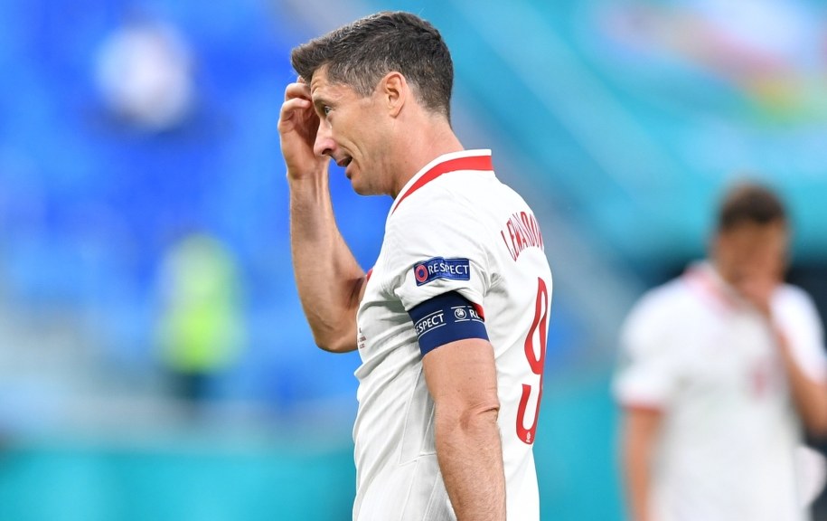 Robert Lewandowski / 	Adam Warżawa    /PAP