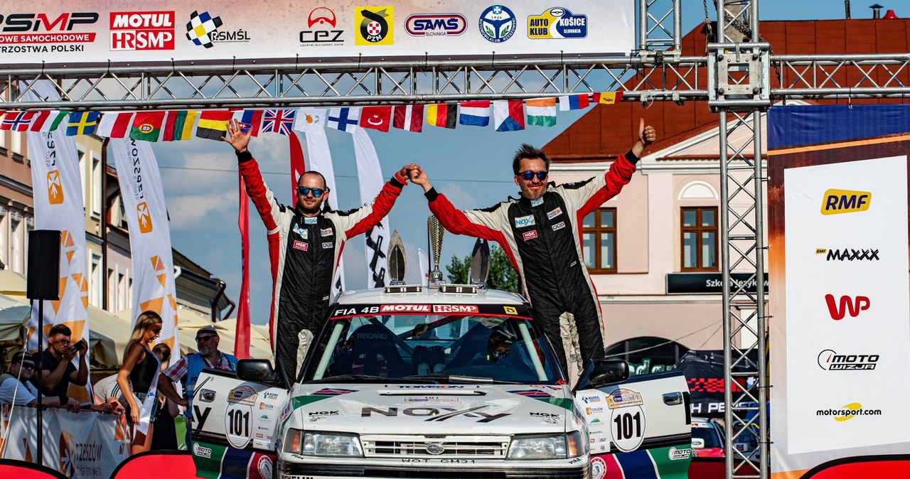 Robert Luty i Marcin Celiński (Subaru Legacy) /Informacja prasowa