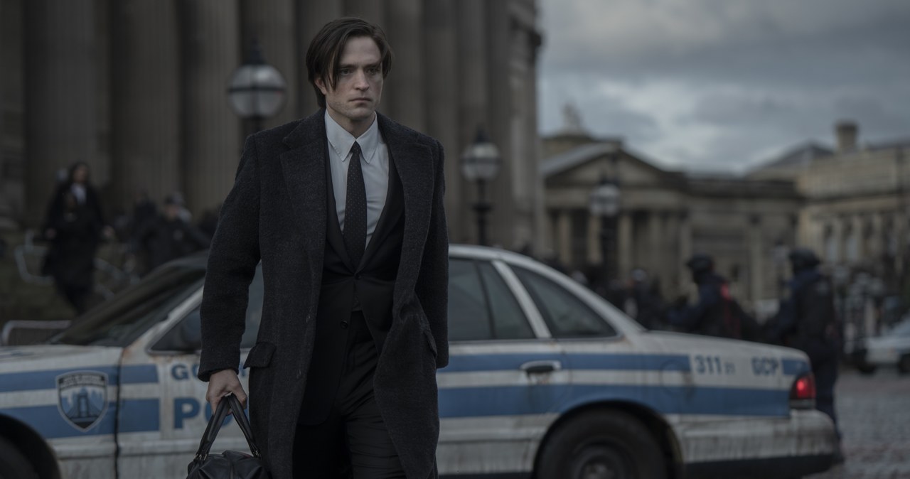 Robert Pattinson jako Bruce Wayne w filmie "Batman" /Image Capital Pictures / Film Stills /Agencja FORUM