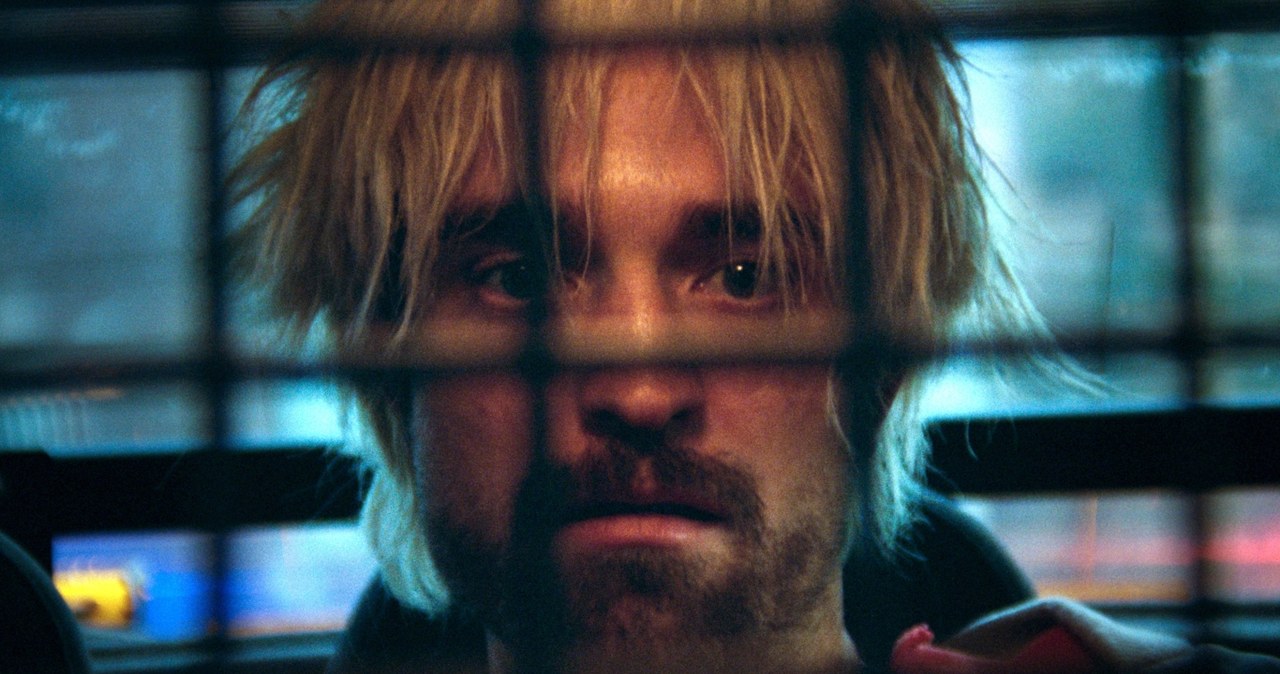 Robert Pattinson w filmie "Good Time" / Image Capital Pictures /Agencja FORUM