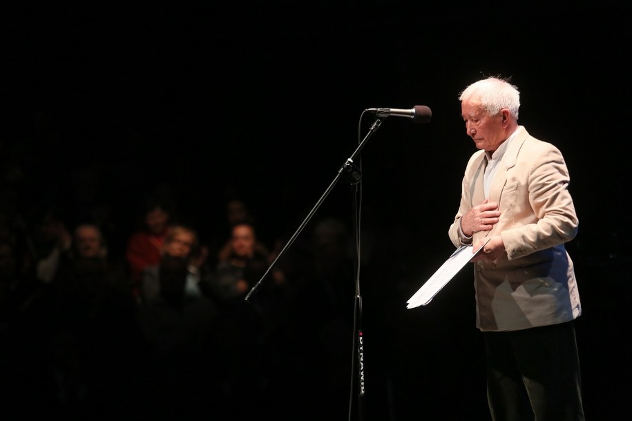 Robert Rogalski w czasie obchodów Dnia Artystów Weteranów, zorganizowanego przez Fundację Artystów Weteranów Scen Polskich oraz ZASP /Leszek Szymański /PAP