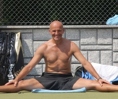 Robert Rozmus prowadzi bardzo aktywny tryb życia.

"Starożytni mawiali: 'W zdrowym ciele zdrowy duch'. Bardzo to sobie wziąłem do serca. Przede wszystkim staram się dobrze jeść. To podstawa. O uprawianiu sportu mówiłem już setki razy: to jedna z najważniejszych rzeczy w życiu! Jeżeli zdarza mi się, że przez kilka dni nie mam czasu, żeby poćwiczyć - natychmiast wpadam w depresję. Źle się czuję, mam mdłości i siwą brodę do kolan! Nie zwracam uwagi na kobiety" - mówił w rozmowie z "Tele Tygodniem".