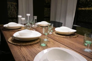 Robert Rutkowski: Gość w dom, trucizna na stół. Czas zerwać z tą tradycją